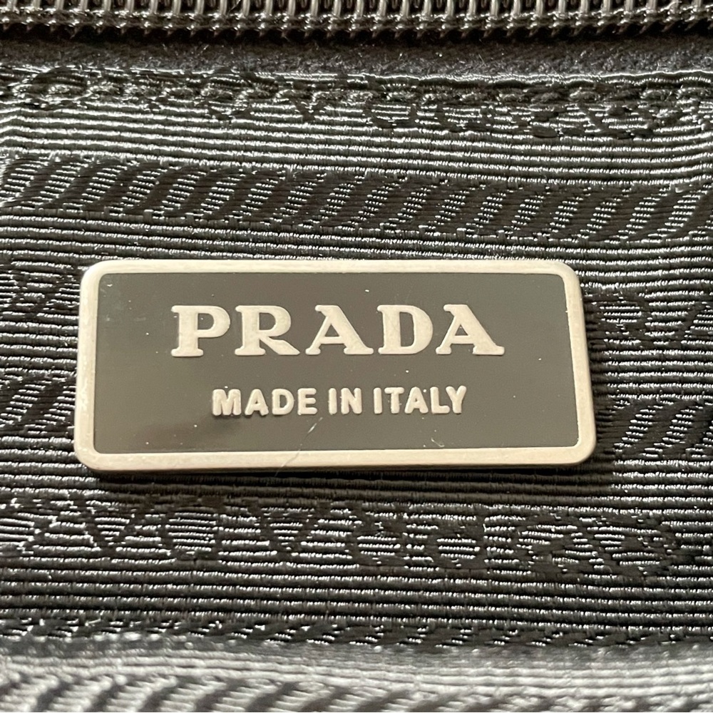 Prada black Tessuto nylon and saffiano leather messenger crossbody bag - Picture 11 of 12